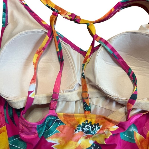 Kona Sol Floral One Piece Swimsuit 24w - Picture 4 of 8